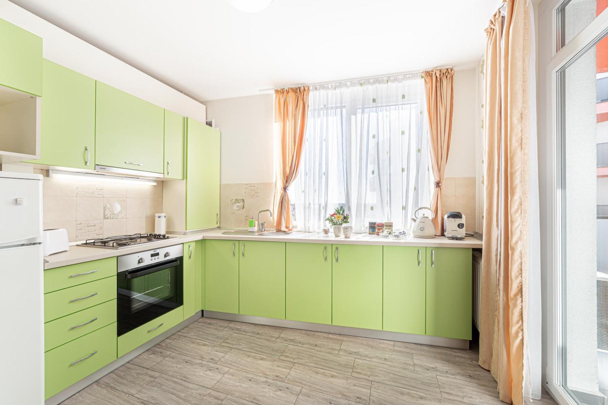Ari - Ared Luxurious Apartments With Balcony & Free Parking Arad Exterior photo