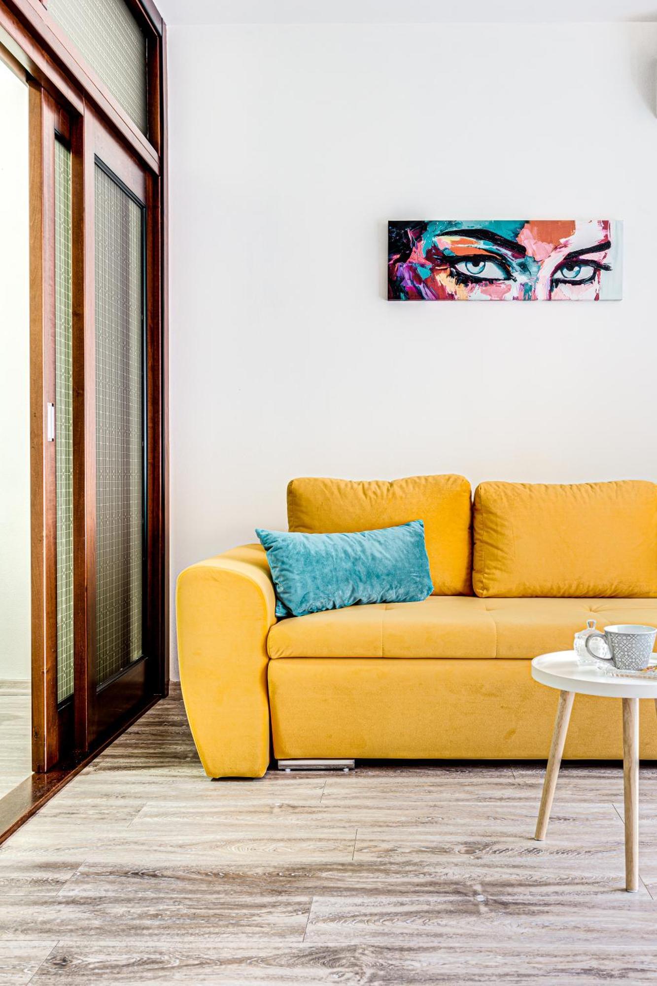 Ari - Ared Luxurious Apartments With Balcony & Free Parking Arad Exterior photo