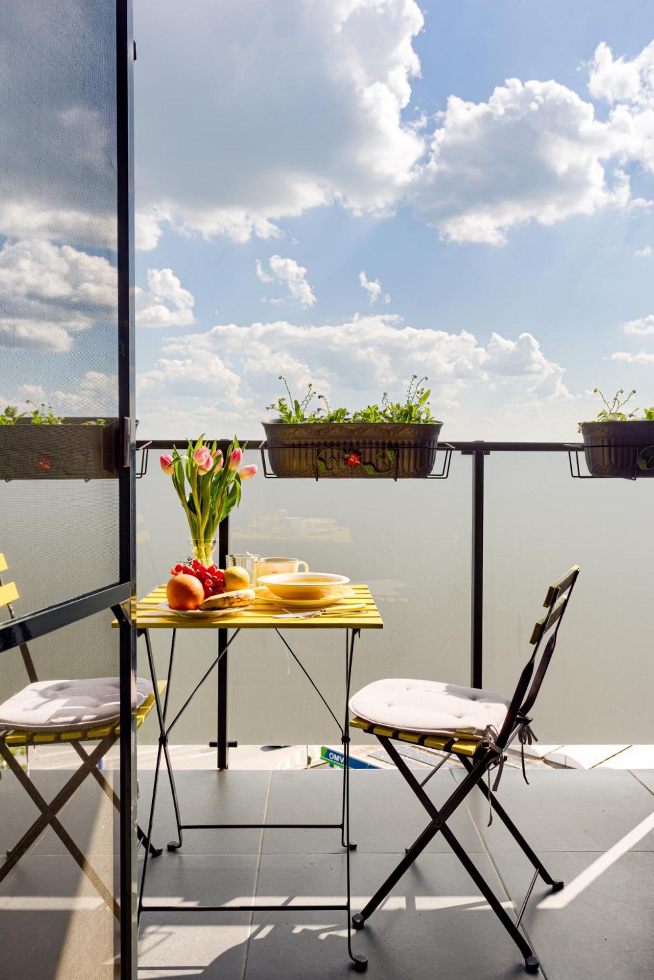 Ari - Ared Luxurious Apartments With Balcony & Free Parking Arad Exterior photo
